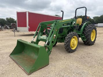 Main image John Deere 5055E